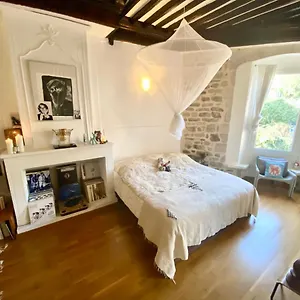 Appart hôtel La Maison Sainte Claire, Hyères