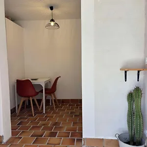 Couette-café D Hôte Tagada, Hyères