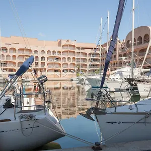 Appart hôtel Résidence Pierre&vacances Le Port, Hyères